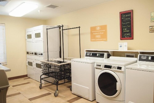 Candlewood Suites Fort Collins an IHG Hotel - image 12