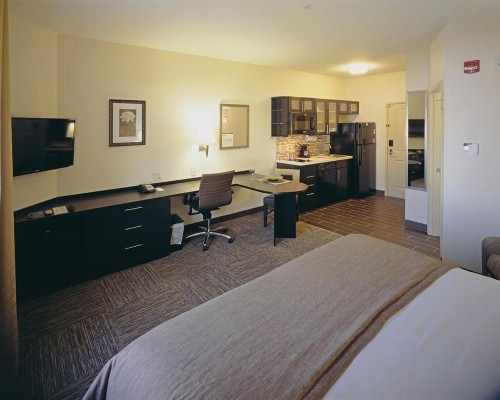 Candlewood Suites Fort Collins an IHG Hotel - image 26