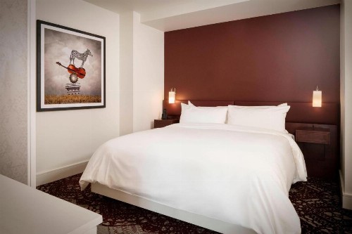 The Elizabeth Hotel Autograph Collection - image 14