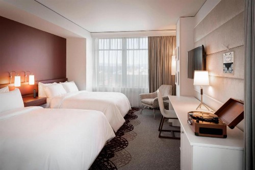 The Elizabeth Hotel Autograph Collection - image 2