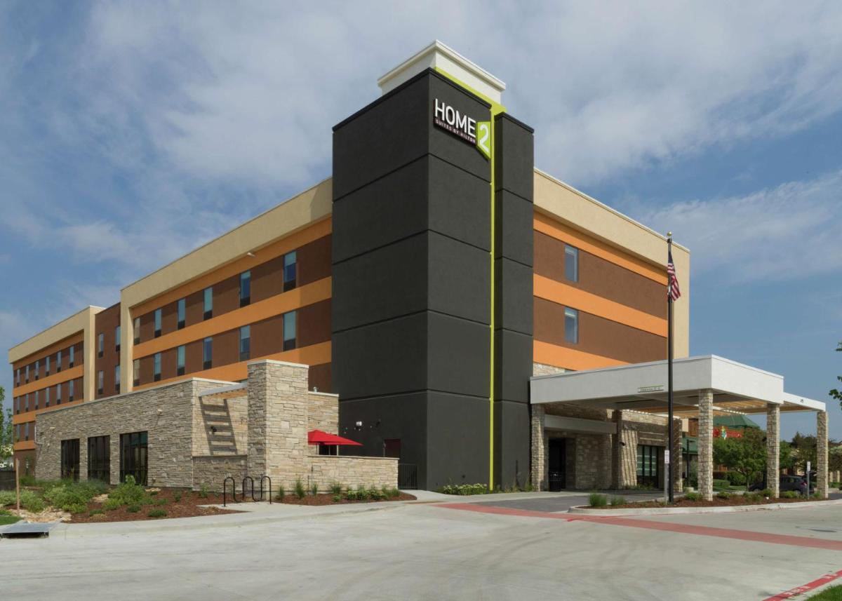 Home2 Suites By Hilton Fort Collins - image 2
