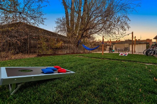 Hidden Gem Near Old Town BBQ & Bikes!! - image 10