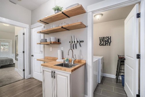 Gorgeous Guest Suite! Walk to Old Town & CSU! - image 26