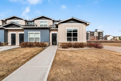 Modern Townhome Steps from the Brewery District! - image 11