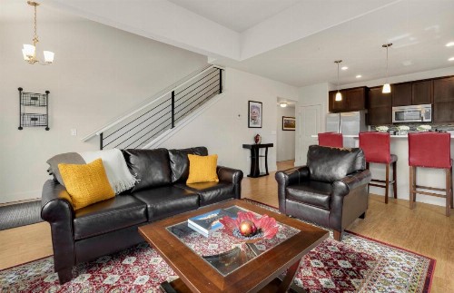 Modern Townhome Steps from the Brewery District! - image 12