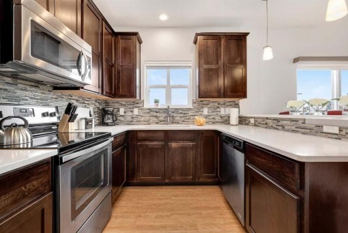 Modern Townhome Steps from the Brewery District! - image 17