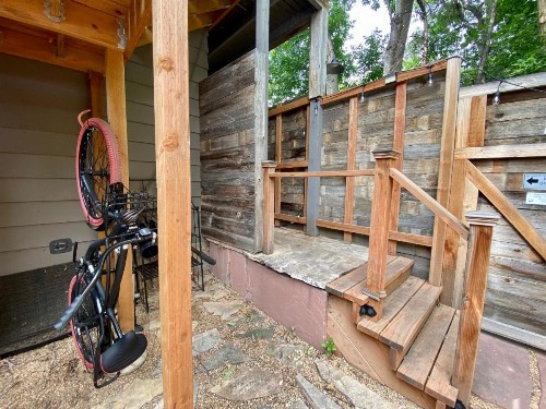 The Chic Guest Retreat in Old Town near CSU! - image 16