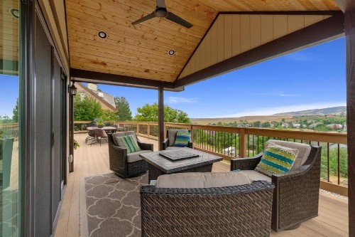 Outstanding Home with Incredible Views - image 2