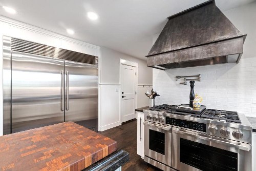 Outstanding Home with Incredible Views - image 8