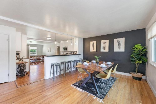Fun & Funky Family-Friendly home near Old Town! - image 12