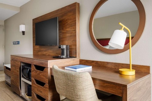 Hampton Inn Ft. Lauderdale-Cypress Creek - image 26