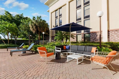 Hampton Inn Ft. Lauderdale-Cypress Creek - image 3