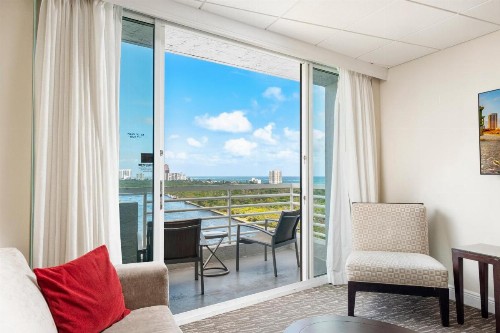 GALLERYone - a DoubleTree Suites by Hilton Hotel - image 13