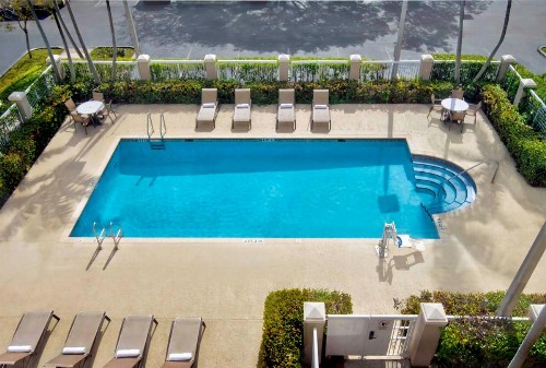 Hampton Inn Ft Lauderdale-Airport North - image 13