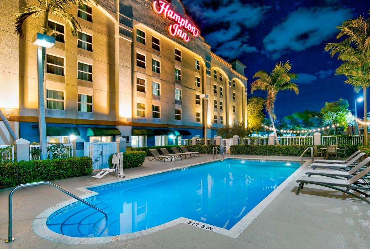 Hampton Inn Ft Lauderdale-Airport North - image 2