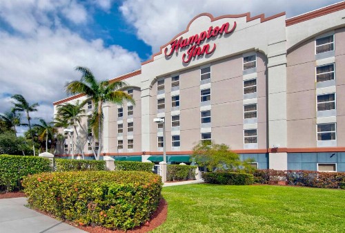 Hampton Inn Ft Lauderdale-Airport North - image 3