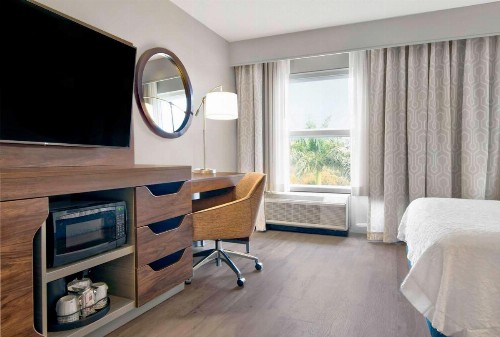 Hampton Inn Ft Lauderdale-Airport North - image 38