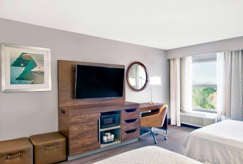 Hampton Inn Ft Lauderdale-Airport North - image 40