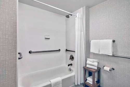Hampton Inn Ft Lauderdale-Airport North - image 43