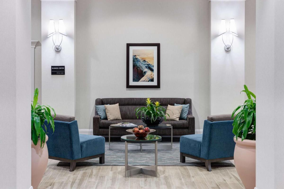 Hampton Inn Ft. Lauderdale/Downtown Las Olas Area - image 7
