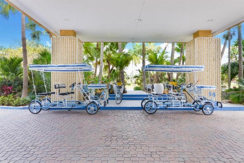 Chateau Mar Golf Resort - image 2