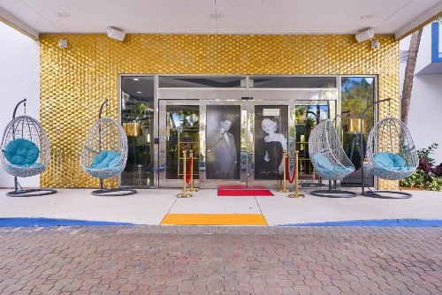 Chateau Mar Golf Resort - image 34