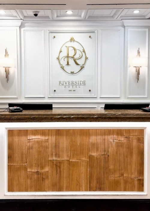 Riverside Hotel - image 31