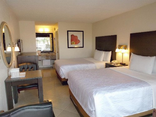 Red Carpet Inn Airport Fort Lauderdale - image 26