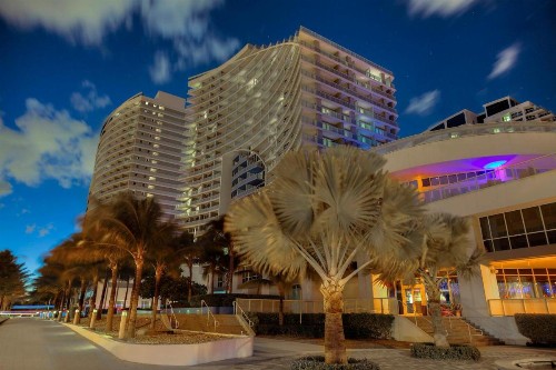 W Fort Lauderdale - image 13