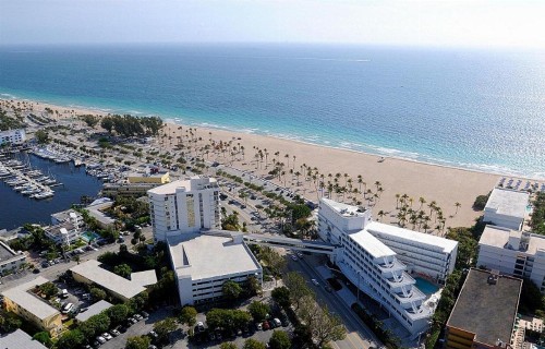 B Ocean Resort - image 3