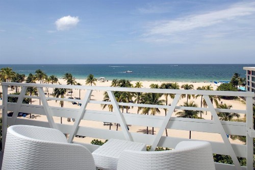 B Ocean Resort - image 5