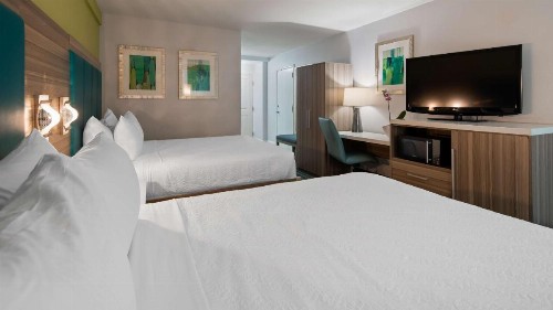 Best Western Plus Oceanside Inn - image 24