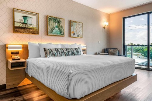 Cambria Hotel Fort Lauderdale Beach - image 15