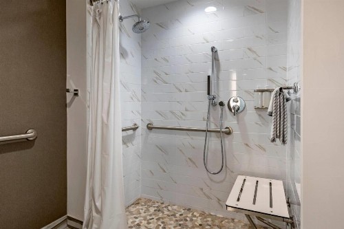 Cambria Hotel Fort Lauderdale Beach - image 18