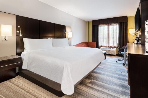 Holiday Inn Express Cruise Airport an IHG Hotel - image 13