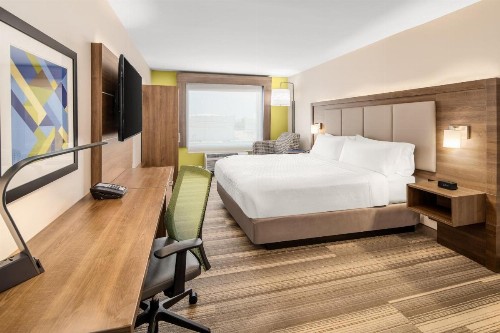 Holiday Inn Express Cruise Airport an IHG Hotel - image 24