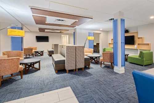 Holiday Inn Express Cruise Airport an IHG Hotel - image 8
