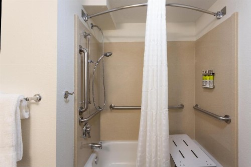 Candlewood Suites Fort Lauderdale Airport-Cruise an IHG Hotel - image 33