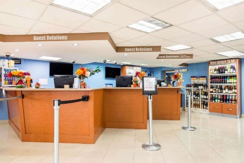 Rodeway Inn & Suites Fort Lauderdale Airport & Cruise Port - image 30