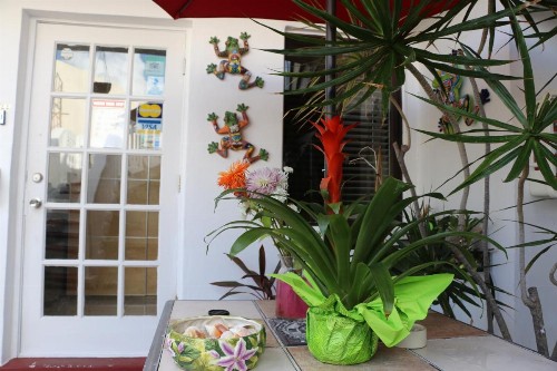 Breakaway Inn Guest House - image 9