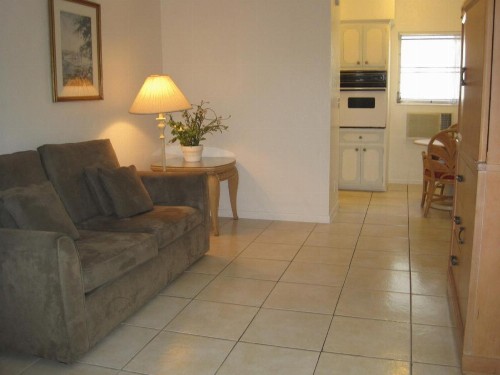 Summerland Suites - image 19