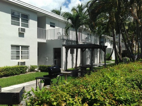 Summerland Suites - image 4