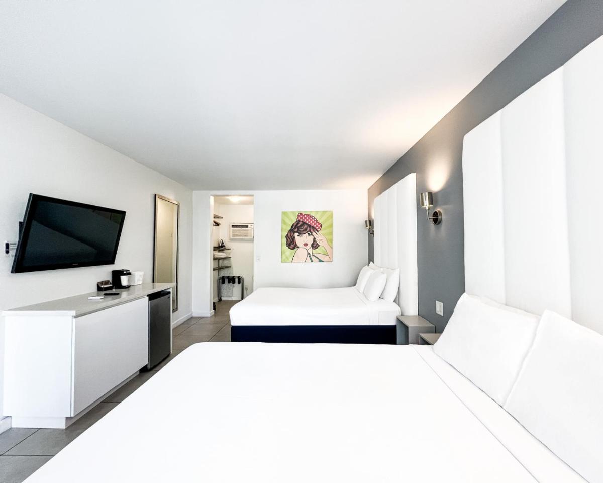 Royal Palms Resort & Spa - image 5