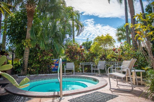 Shore Haven Resort Inn - image 12
