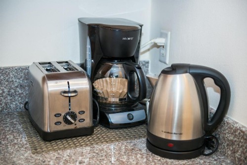 Shore Haven Resort Inn - image 16