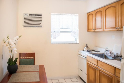 Shore Haven Resort Inn - image 21