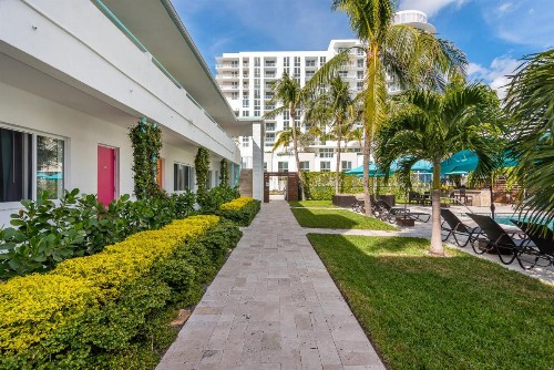 Nobleton Hotel - image 3