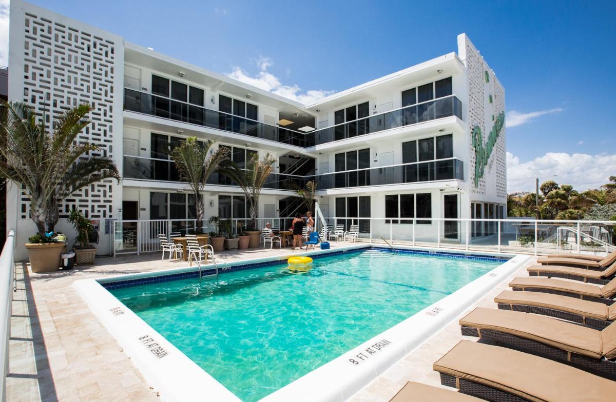 Premiere Hotel - main image
