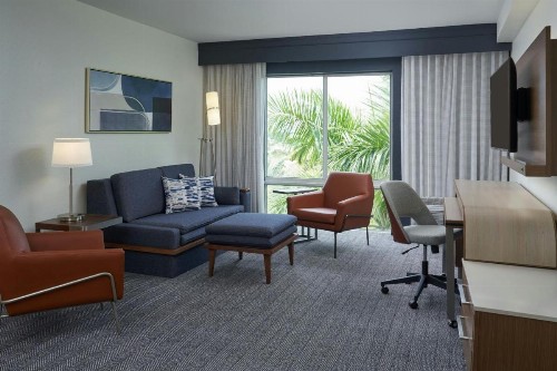 Courtyard by Marriott Fort Lauderdale Weston - image 10
