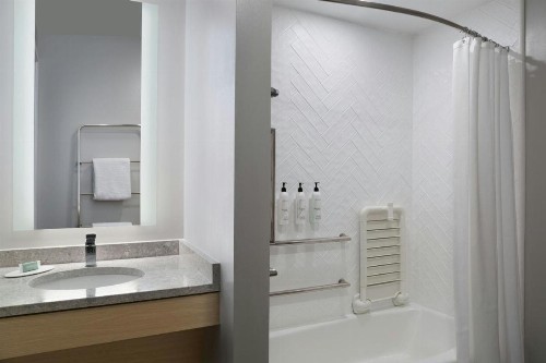 TownePlace Suites Fort Lauderdale West - image 2